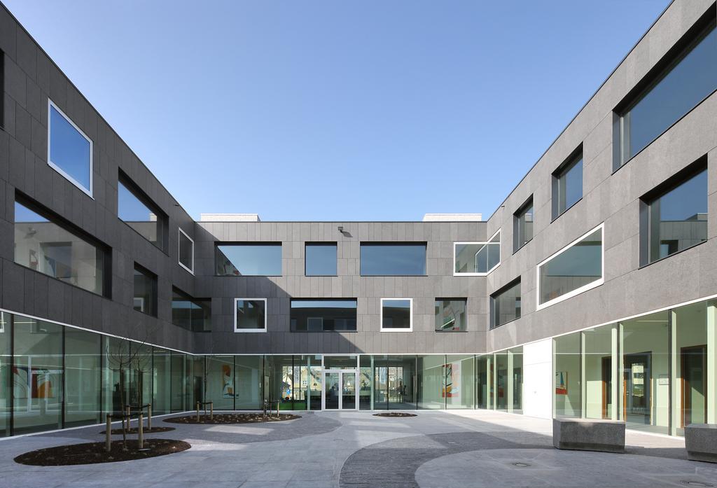 Hotel Middelpunt - Gratis Parking - Ontbijt Inbegrepen! Middelkerke Exterior photo